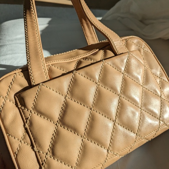 Auth. Chanel Beige Lambskin Wild Stitch Bowling Bag/Shoulder Bag - Picture 6 of 15